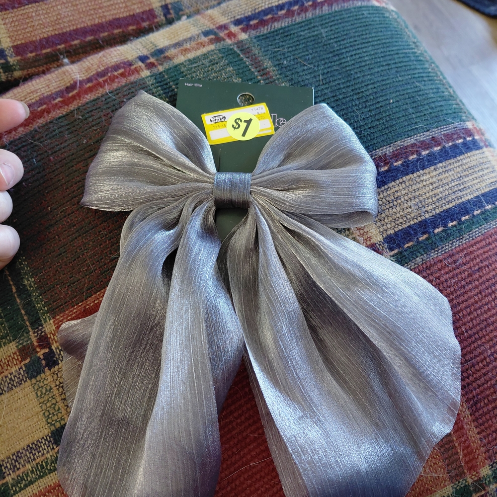 Elegant Silver Hair Bow